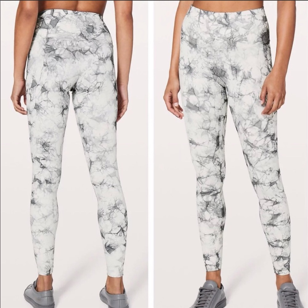 LuluLemon Wunder Under Pant Hi Rise Shibori Size 2
